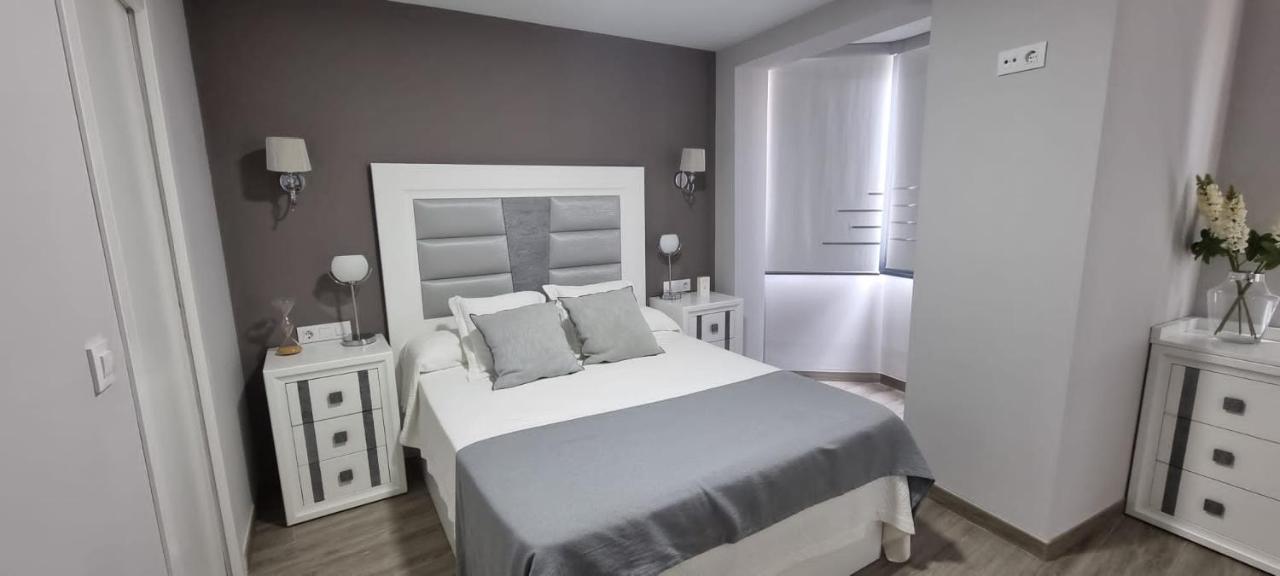 Virrey Del Pino - Apartamento En Baena Buitenkant foto