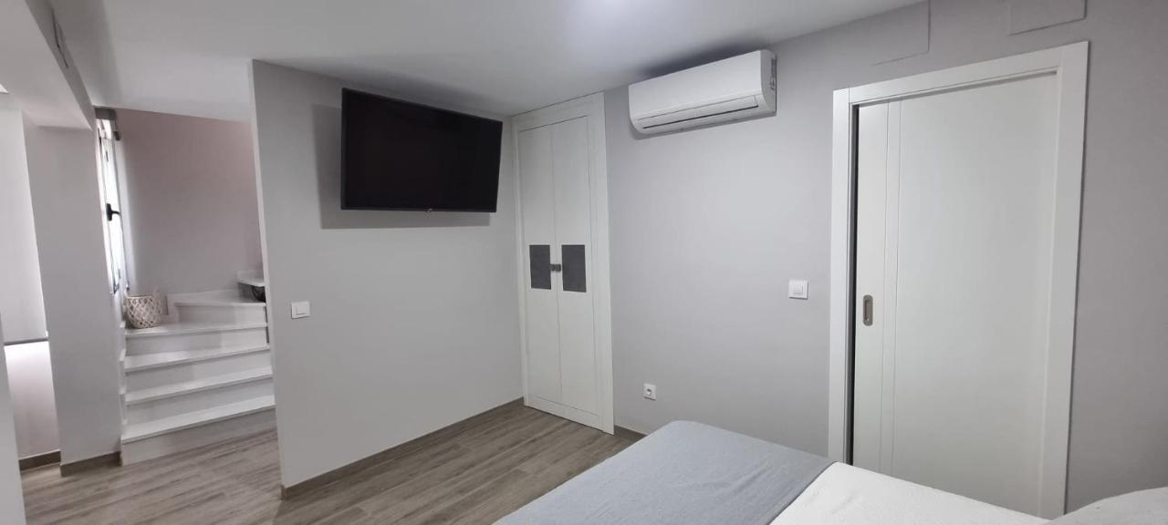 Virrey Del Pino - Apartamento En Baena Buitenkant foto